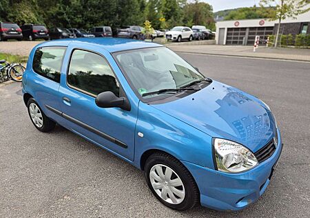 Renault Clio 1.2 16V Campus Authentique