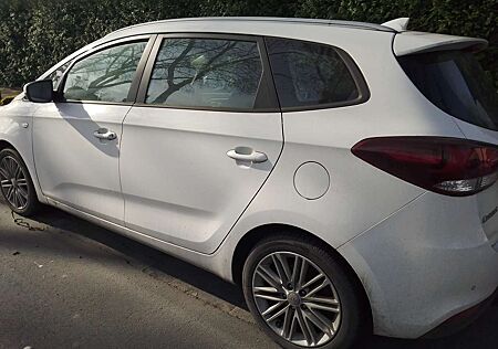 Kia Carens 1,6