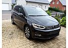 VW Touran Volkswagen 2.0 TDI SCR (BlueMotion Technology) Highlin