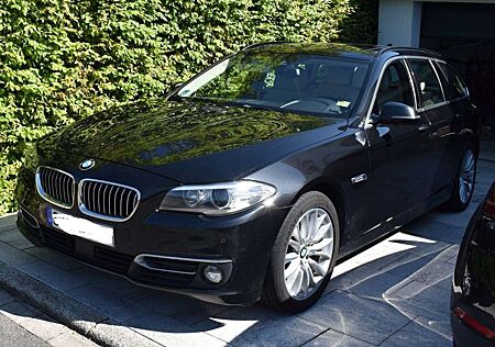 BMW 530d 530 Touring Aut. Luxury Line