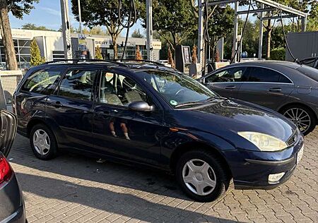 Ford Focus Turnier 1.6 Klima Tüv07.2026 FunkZv el.Fh Bluetoo