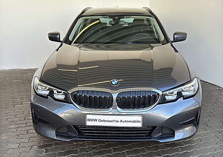 BMW 318 iA Tour. Advantage LiveCock.PDC.SHZ.Tempo.RDA