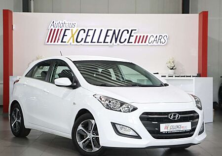 Hyundai i30 1.4 Blue WHITE / 4-TÜRER / NAVI+APPLE+DAB /