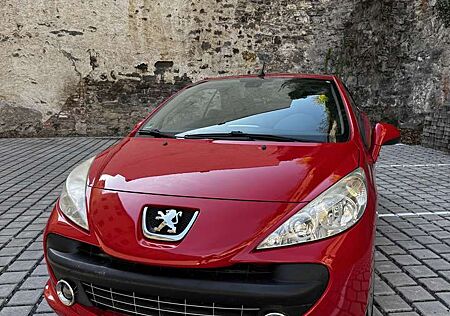Peugeot 207 CC 120 VTi Filou
