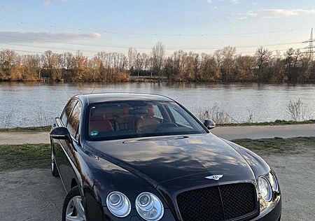 Bentley Flying Spur Continental