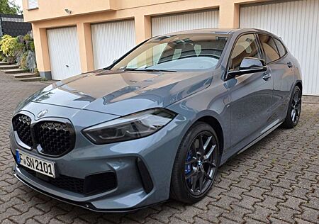 BMW 135 1 Lim. M135 i xDrive/LED/Scheckheft/2.Hand
