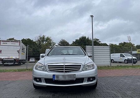 Mercedes-Benz C 180 CGI Automatik BlueEFFICIENCY