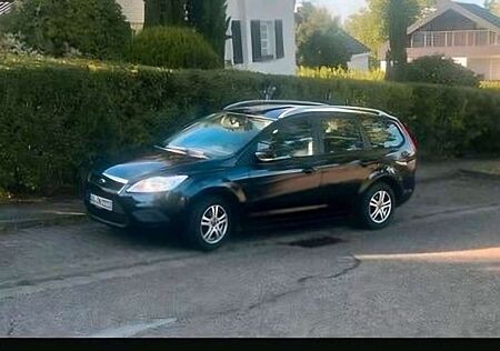 Ford Focus Turnier 1.6 TDCi DPF Black Magic