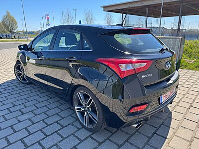 Hyundai i30 Sport i30 1.6 Turbo Navi Kamera Euro6 186ps