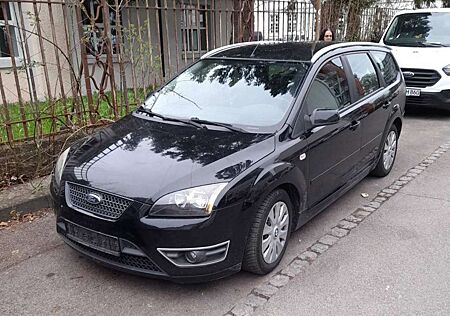 Ford Focus +Turnier+2.0+TDCi+DPF+Style