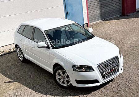 Audi A3 Sportback 1.6 Attraction*SHZ*PDC*MFL*ALU*E-Pa