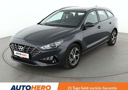 Hyundai i30 1.6 CRDi Trend*TEMPO*CAM*PDC*SHZ*KLIMA*GARANTIE*