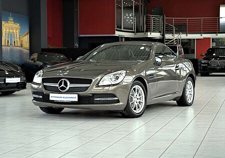 Mercedes-Benz SLK 200 Roadster BlueEfficiency*SPORTSITZE*LEDER