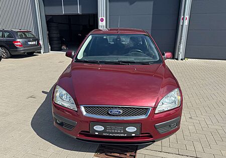 Ford Focus Ghia