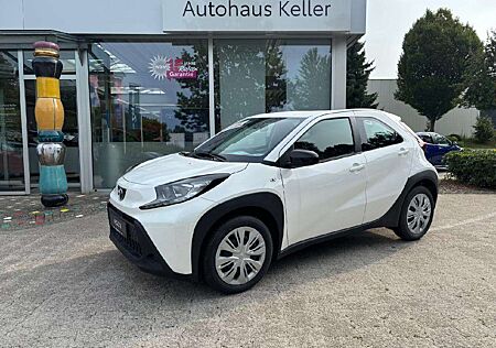 Toyota Aygo (X) Play