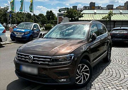 VW Tiguan Volkswagen 1.4 TSI 4Motion (BlueMotion Technology) DSG Comfor