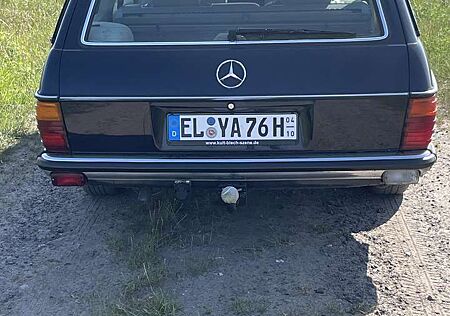 Mercedes-Benz 230 s 123 4 gang airbag e fh , ahk , telefon