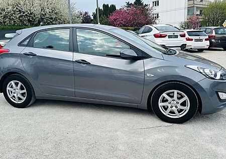 Hyundai i30 Classic,TÜV bis 12.2026