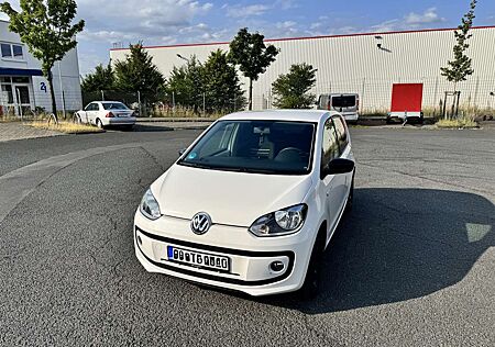 VW Up Volkswagen ! cup edition