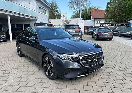 Mercedes-Benz E 220 d Lim Avant Advanced*Pano*Distr.*MBUX*RCAM
