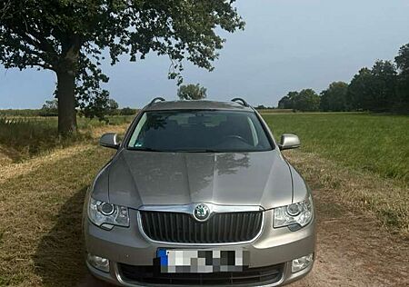 Skoda Superb Combi 1.8 TSI DSG Ambition