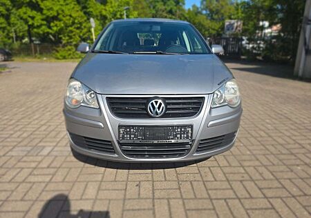 VW Polo Volkswagen IV United