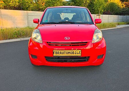 Daihatsu Sirion Daihatsu Sirion 1.37MOMO