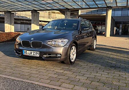 BMW 118i 118 Sport Line SHZ 8fach bereift