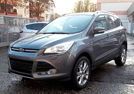 Ford Kuga 2.0 TDCi 4x4 Aut. Titanium