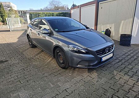 Volvo V40 T2 You