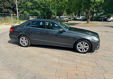 Mercedes-Benz E 350 CGI BlueEFFICIENCY 7G-TRONIC Avantgarde