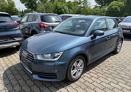 Audi A1 Sportback 1.0 TFSI S-tronic basis Sitzheizung