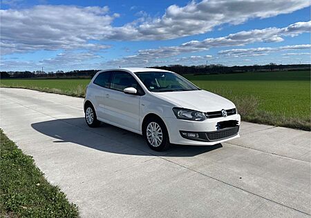 VW Polo Volkswagen 1.2 TDI Sonderausstattung „Life“- TÜV