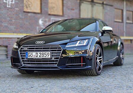 Audi TTS Coupe S tronic