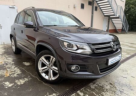 VW Tiguan Volkswagen Lounge Sport 4Motion DSG mit Xenon/Pano/Navi/18Zol