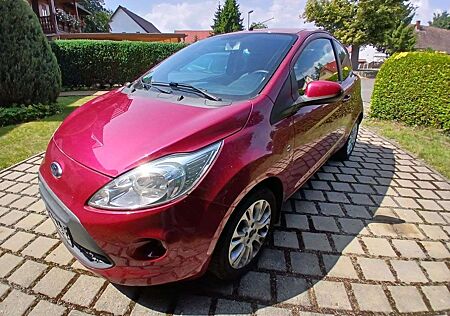 Ford Ka /+ 1.2 Titanium