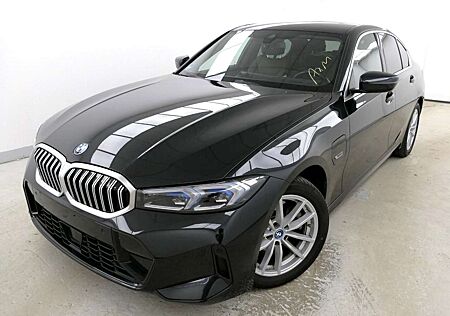 BMW 330e 330 M Sport HUD ACC eSitze Sound Kam DrivingAs
