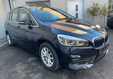 BMW 216 Advantage Navi 7 Sitzer LED PDC