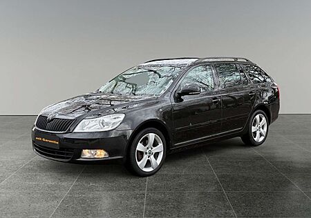 Skoda Octavia Combi Elegance 2.0-PDC-Tempomat