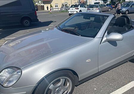Mercedes-Benz SLK 200