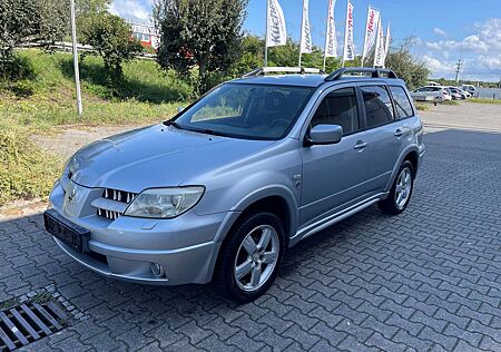Mitsubishi Outlander 2.4 Intense