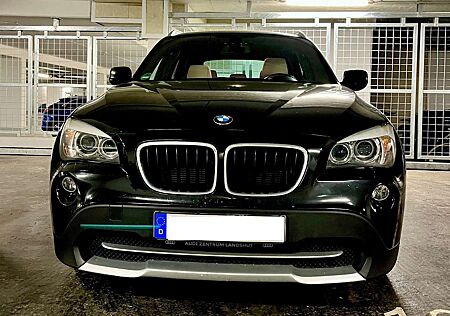 BMW X1 xDrive20d *Navi*Leder*Xeon*PDC Hinten