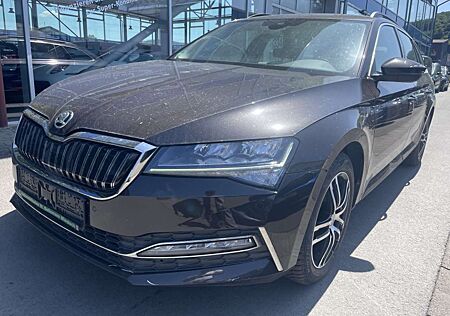 Skoda Superb Ambition iV Navi AHK PDC SHZ DAB+ DCC