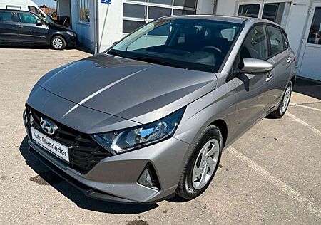Hyundai i20 1.2neues Model,Bluetooth,Parksensoren sofort
