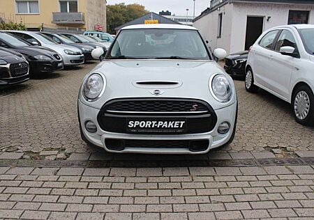 Mini Cooper SD /Navi/1.HD/T.Leder/Ambiente/S-Hzg/Tempo
