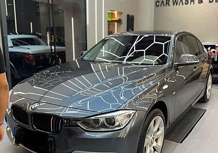 BMW 328i 328 Aut. Luxury Line