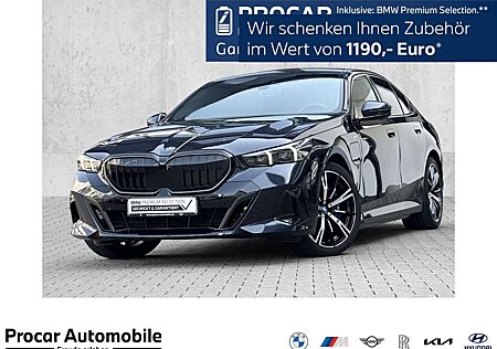BMW 550 e xDrive M Sport Pro DA Prof PA+ Pano AHK B&W