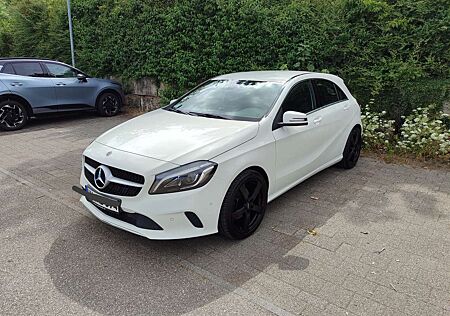 Mercedes-Benz A 200 A-Klasse (BlueEFFICIENCY)