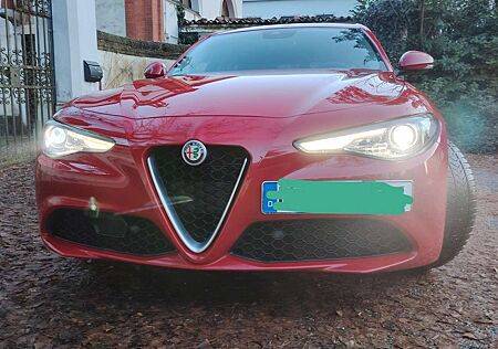 Alfa Romeo Giulia 2.2 t Business Sport Launch Edition 180cv auto