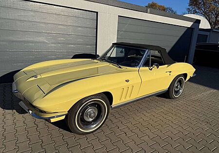Chevrolet Corvette C2 Cabrio
